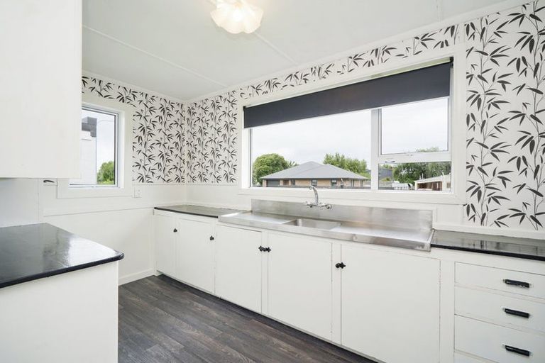 Photo of property in 557 Herbert Street, Waverley, Invercargill, 9810