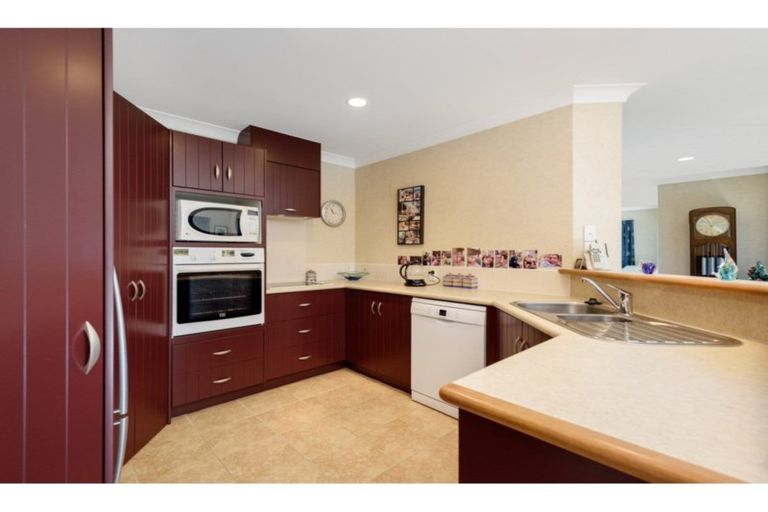 Photo of property in 41 La Colina Place, Bethlehem, Tauranga, 3110