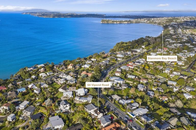 Photo of property in 64 Vipond Road, Stanmore Bay, Whangaparaoa, 0932