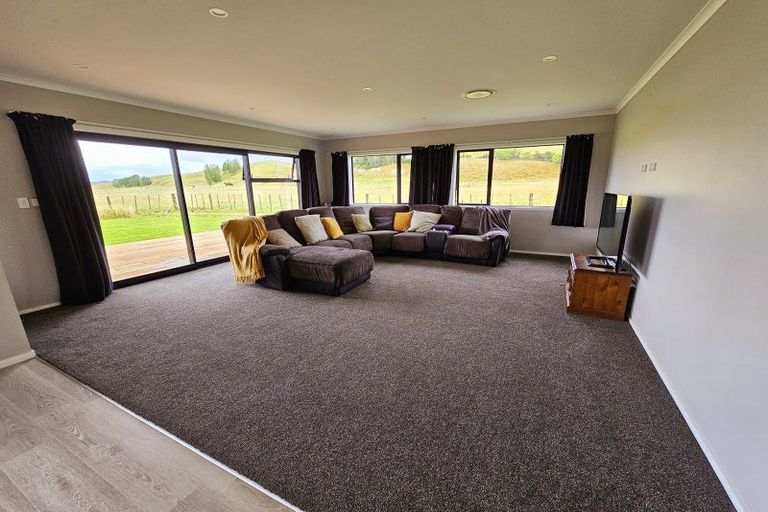 Photo of property in 23a Edward Street