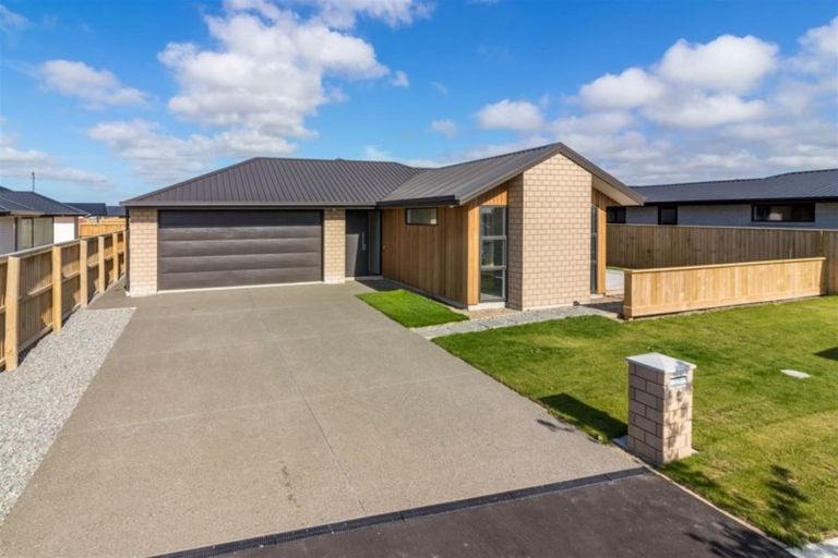 Photo of property in 6 Whitehorn Drive, Lincoln, 7608