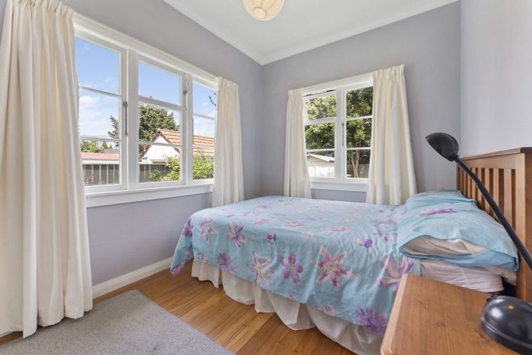 Photo of property in 10 Manuka Street, Hokowhitu, Palmerston North, 4410