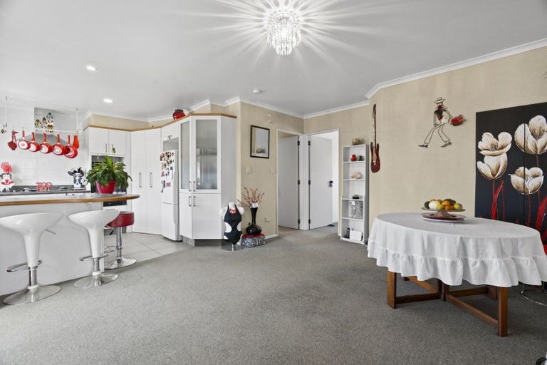 Photo of property in 3 Kentia Avenue, Mount Maunganui, 3116