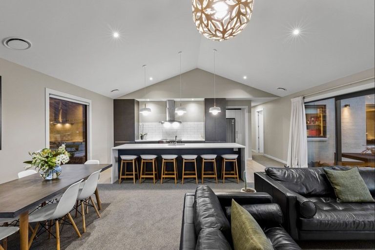 Photo of property in 1 Cunninghams Drive, Jacks Point, Queenstown, 9371