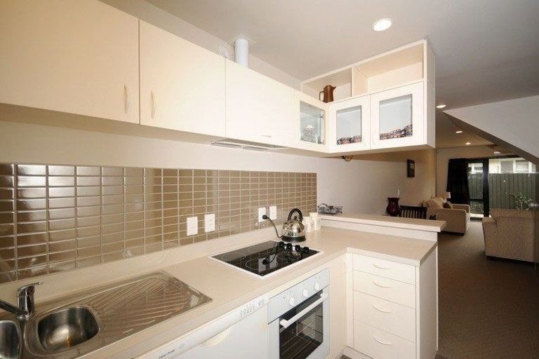 Photo of property in 4/15 Ayr Street, Riccarton, Christchurch, 8011