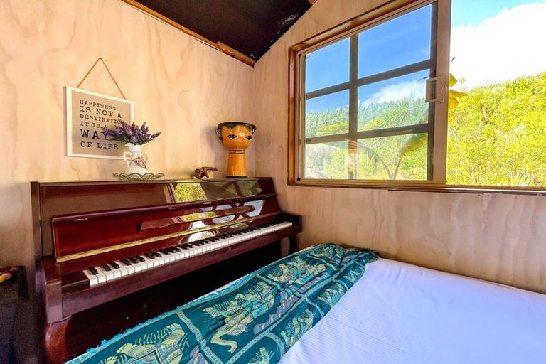 Photo of property in 1665 Matapouri Road, Matapouri, Whangarei, 0173