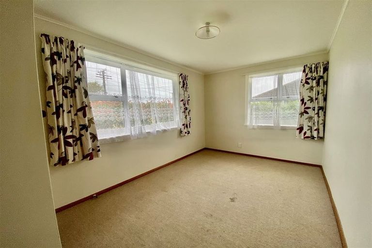 Photo of property in 9 Maire Street, Levin, 5510