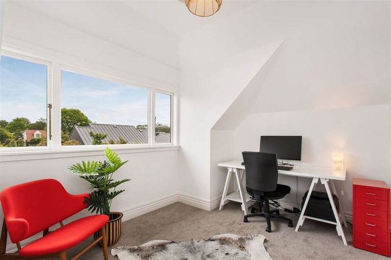 Photo of property in 20 Poynder Avenue, Merivale, Christchurch, 8014