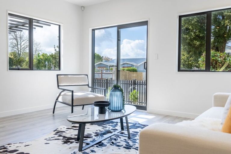 Photo of property in 1a Springfield Street, Forrest Hill, Auckland, 0620