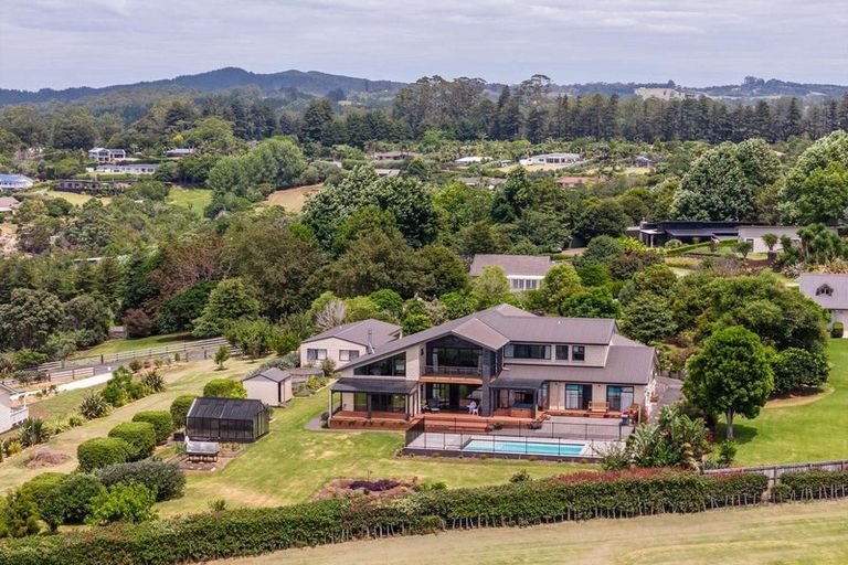 Photo of property in 8 Heron Hill, Kerikeri, 0230