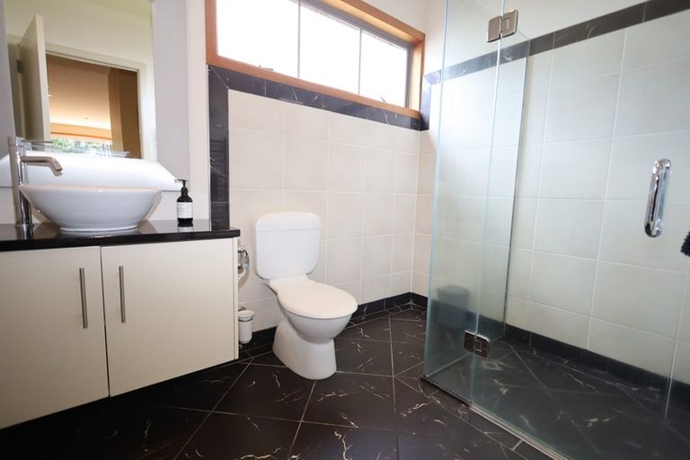 Photo of property in 30 Karaka Road, Otumoetai, Tauranga, 3110