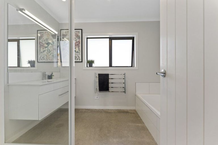 Photo of property in 18 Grefor Lane, Waitarere, Levin, 5574