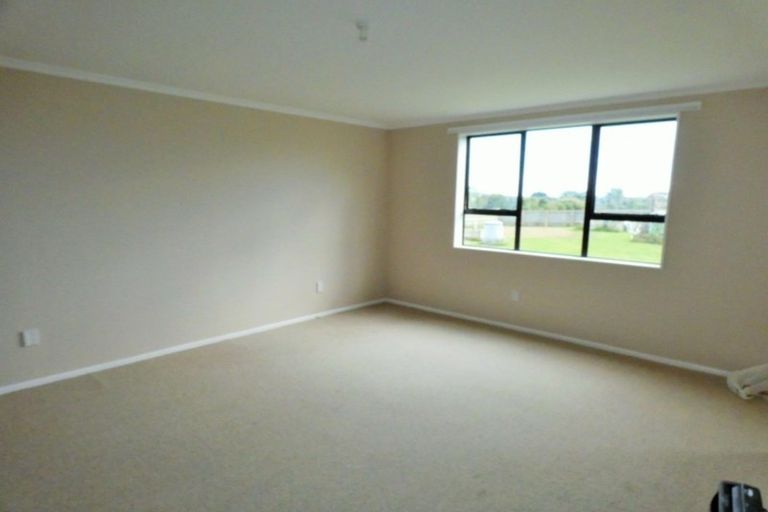Photo of property in 187 Muhunoa Road West, Ohau, Levin, 5570