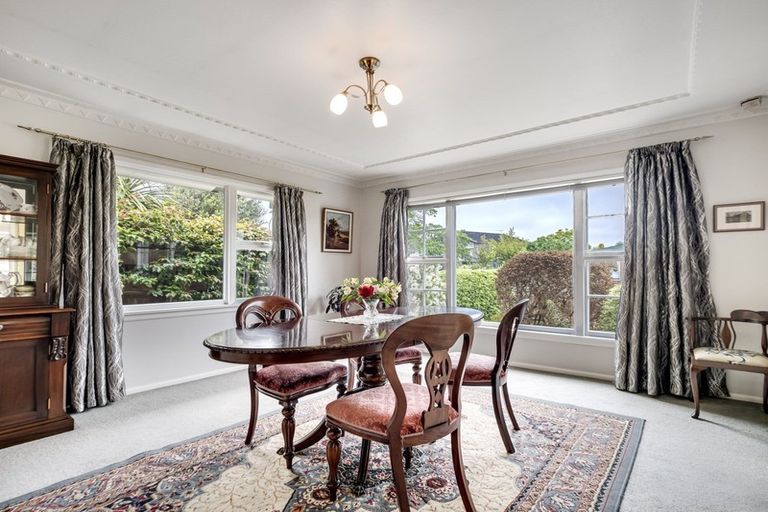 Photo of property in 17 Rutherglen Avenue, Ilam, Christchurch, 8041