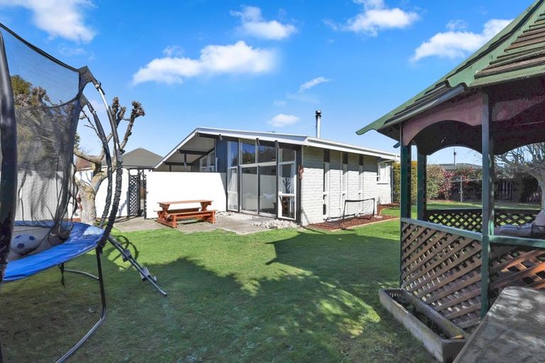 Photo of property in 2 Grahams Road, Tinwald, Ashburton, 7700