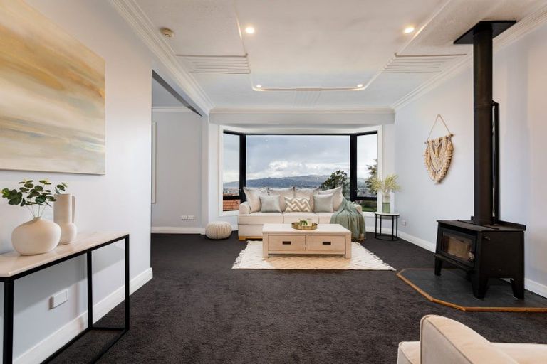 Photo of property in 11 Middleton Road, Kew, Dunedin, 9012