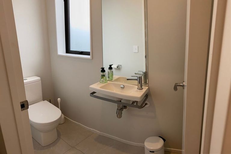 Photo of property in 4/21 Boyes Avenue, Whenuapai, Auckland, 0618