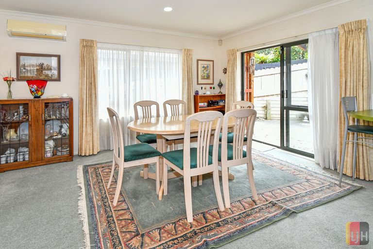 Photo of property in 7 Wairere Road, The Gardens, Auckland, 2105