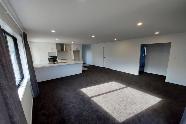 Photo of property in 11 Thomas Ellis Lane, Halswell, Christchurch, 8025