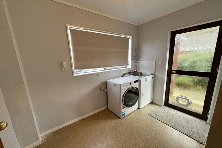 Photo of property in 6 Flinders Place, Johnsonville, Wellington, 6037