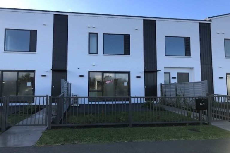 Photo of property in 2/21 Boyes Avenue, Whenuapai, Auckland, 0618