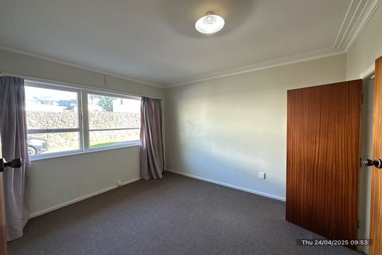 Photo of property in 2/14 Oaklands Road, Mount Eden, Auckland, 1024