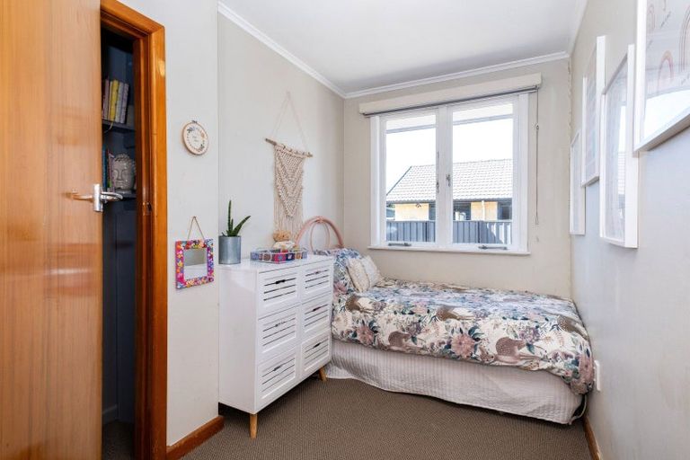 Photo of property in 6 Lee Road, Taradale, Napier, 4112