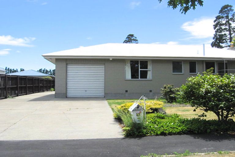 Photo of property in 25 Alpine View Lane, Parklands, Christchurch, 8083