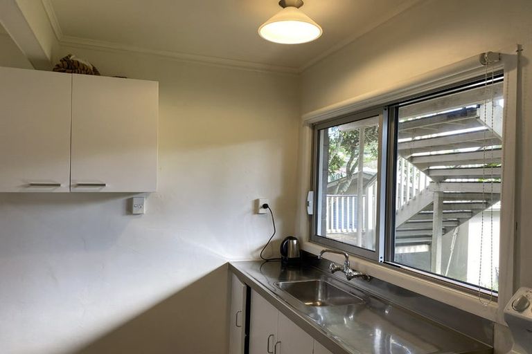 Photo of property in 2043 Ngunguru Road, Ngunguru, Whangarei, 0173