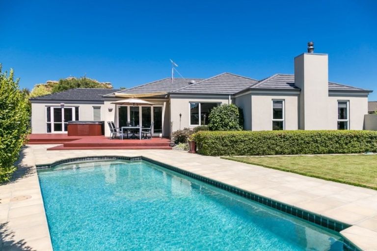 Photo of property in 28 Endeavour Street, Riversdale, Blenheim, 7201