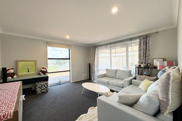 Photo of property in 81 Manuel Road, Silverdale, 0932