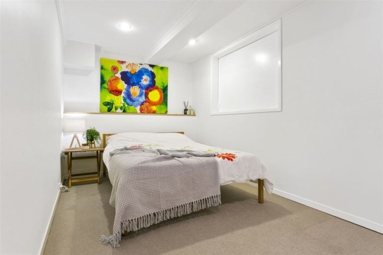Photo of property in 104 Beach Road, Castor Bay, Auckland, 0620