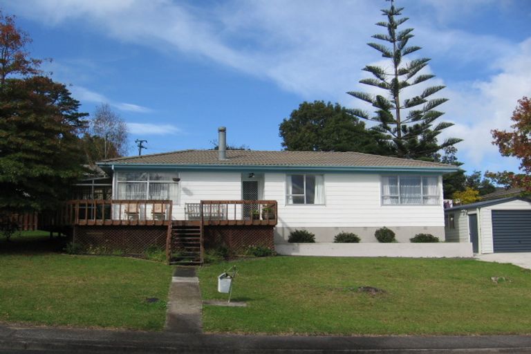 Photo of property in 3 Terra Nova Street, Glen Eden, Auckland, 0602