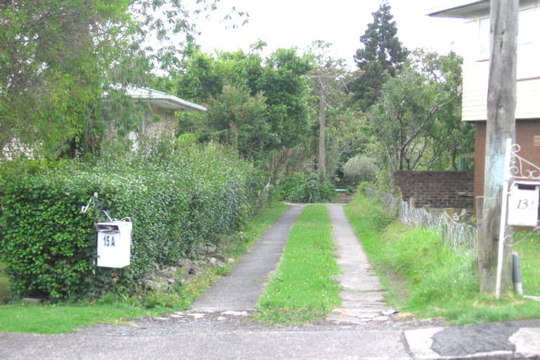 Photo of property in 15 Woodvale Road, Glen Eden, Auckland, 0602