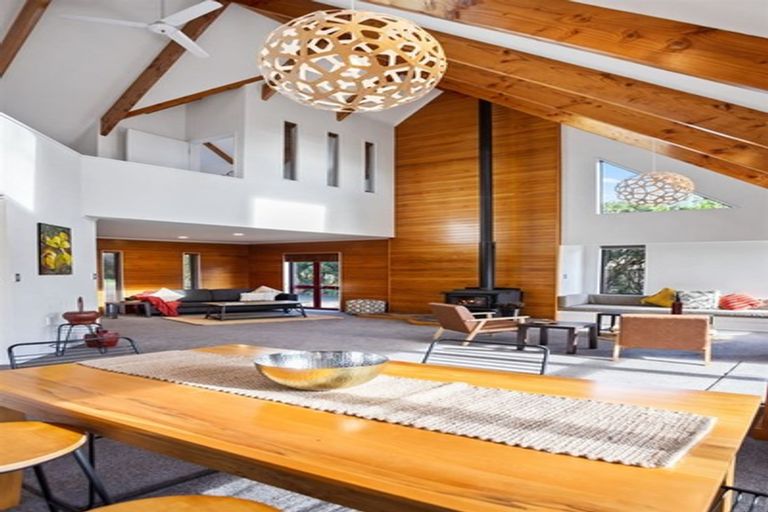 Photo of property in 102 Tangiteroria Lane, Pauanui, Hikuai, 3579