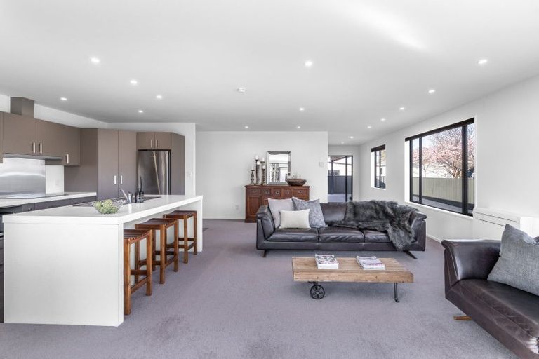 Photo of property in 9 Niddry Crescent, Winton, 9720