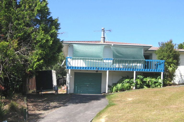Photo of property in 23 Cantina Avenue, Bayview, Auckland, 0629