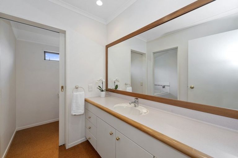 Photo of property in 16 Grosvenor Place, Rototuna, Hamilton, 3210