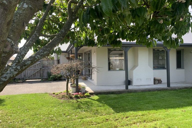 Photo of property in 15 Hollybush Drive, Brightwater, 7022