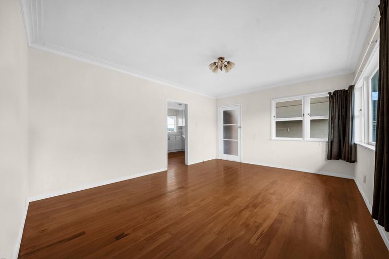 Photo of property in 2/62 Great South Road, Papatoetoe, Auckland, 2025