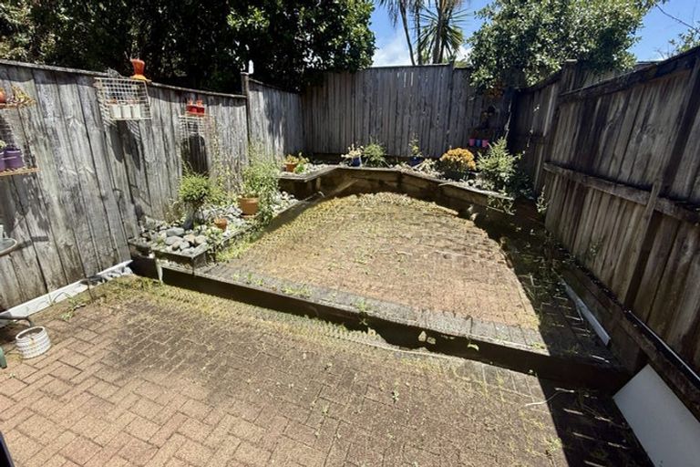 Photo of property in 14/57 Gladstone Road, Northcote, Auckland, 0627