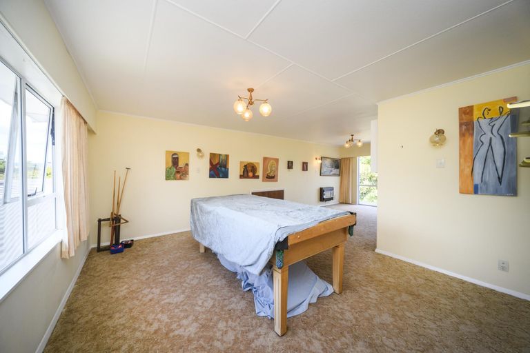 Photo of property in 17 Rennie Avenue, Milson, Palmerston North, 4414