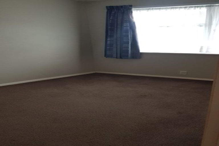 Photo of property in 1/1133 Fergusson Drive, Clouston Park, Upper Hutt, 5018