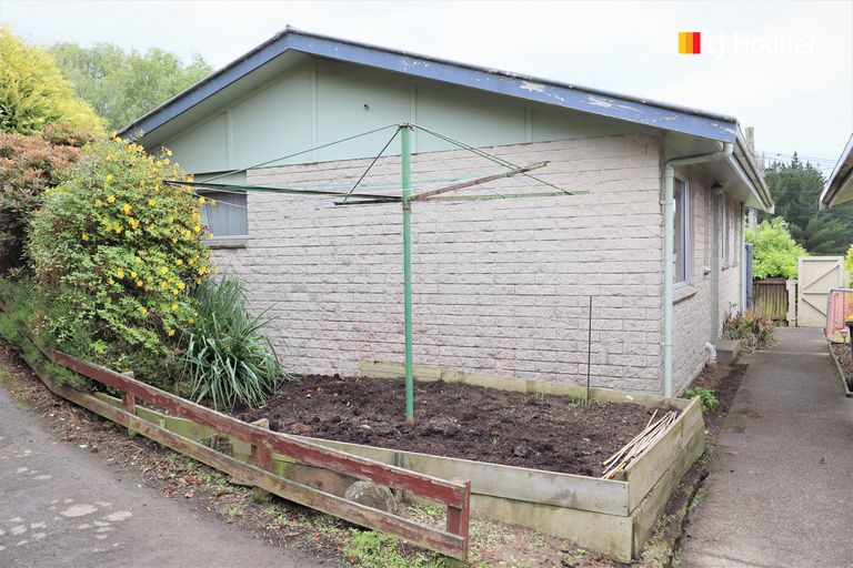 Photo of property in 17a Westland Street, Green Island, Dunedin, 9018