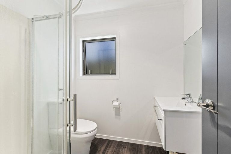 Photo of property in 12a Whitehouse Road, Titahi Bay, Porirua, 5022