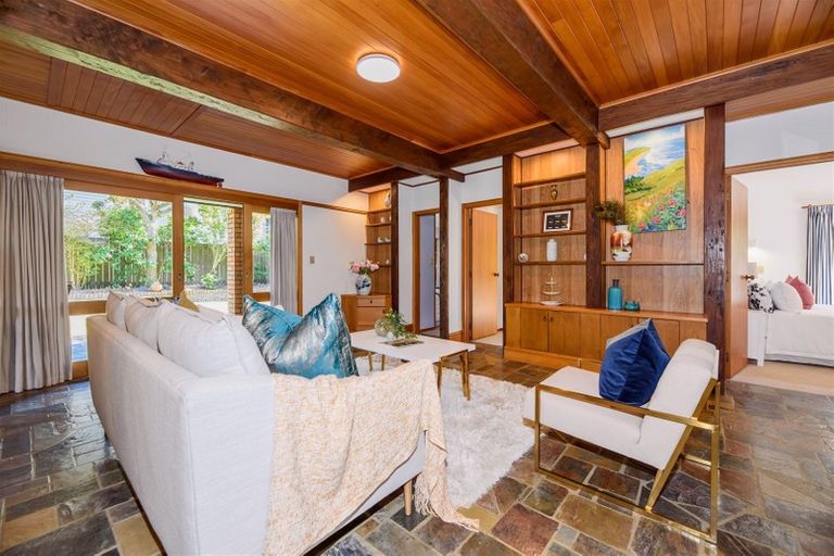 Photo of property in 8 Tui Street, Torbay, Auckland, 0630