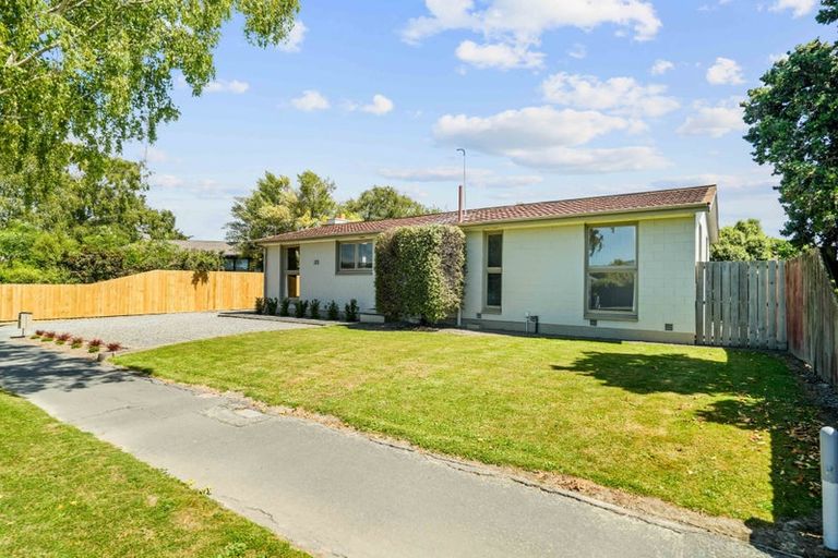 Photo of property in 33 West-watson Avenue, Hillmorton, Christchurch, 8025