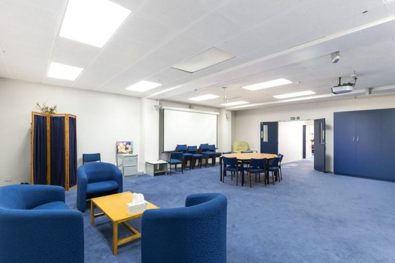 Photo of property in 16a Kent Street, Levin, 5510