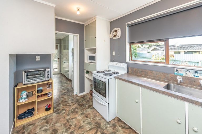 Photo of property in 10 Caius Avenue, Gonville, Whanganui, 4501