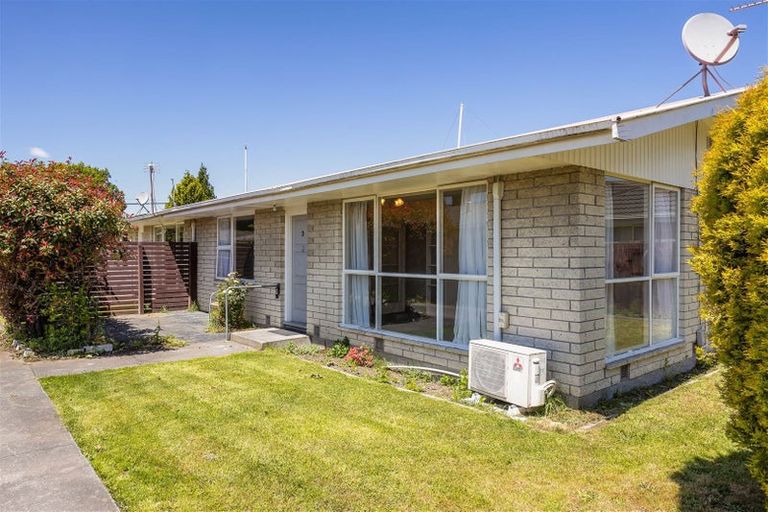 Photo of property in 3/78 Middlepark Road, Sockburn, Christchurch, 8042